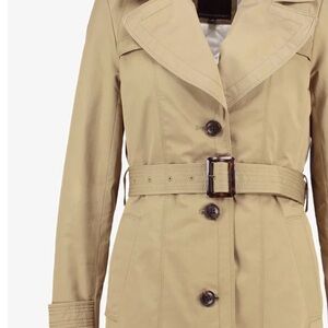 Banana Republic Women's Beige Trench Coat